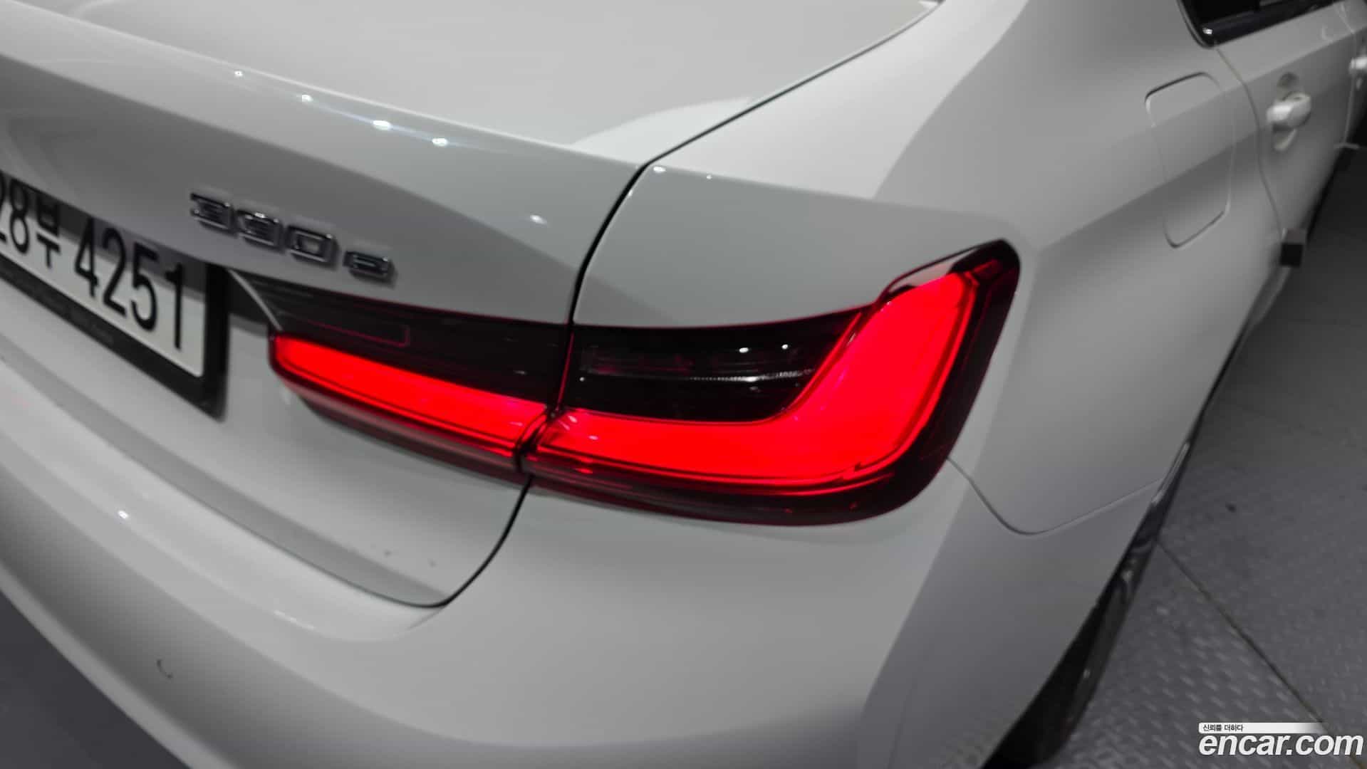 3-Series BMW 2021.0-OUTER-033