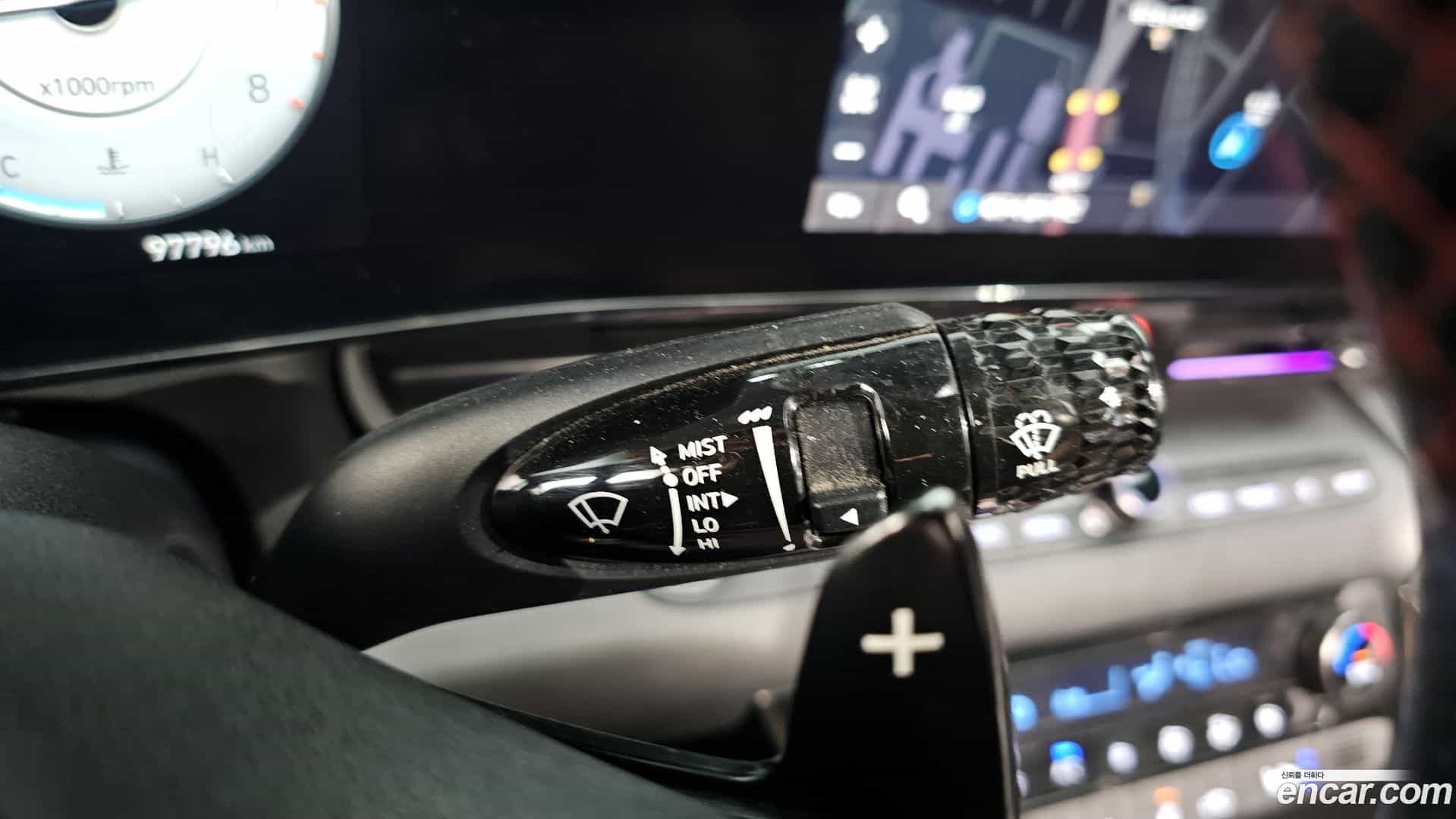 AVANTE Hyundai 2021.7-OPTION-042