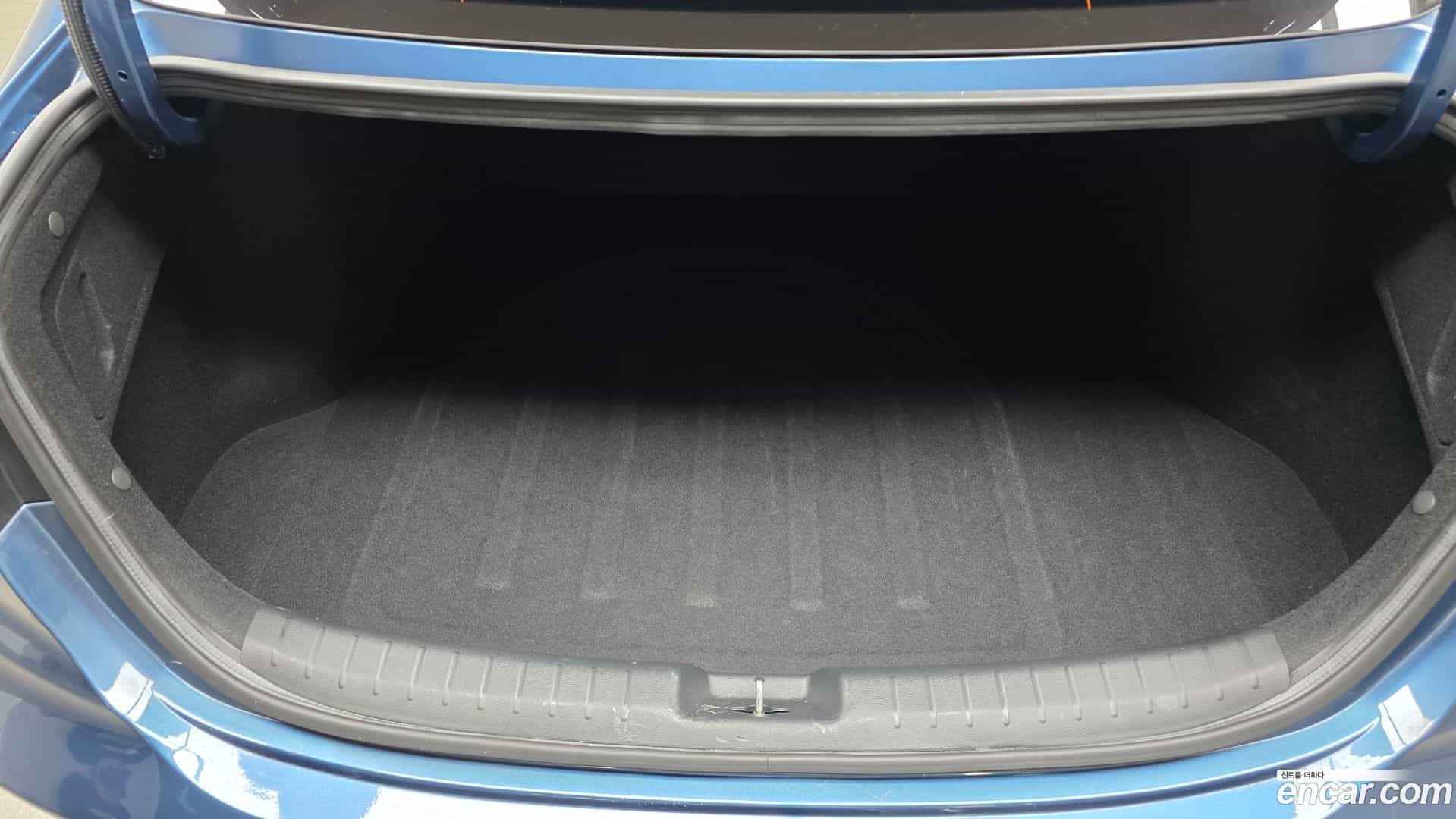 K3 Kia 2024.0-OPTION-024