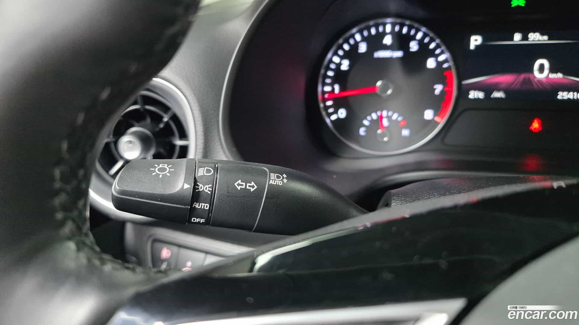 K3 Kia 2024.0-OPTION-040