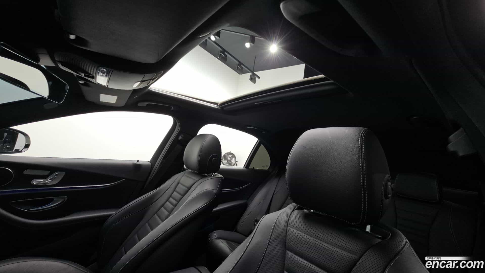 E-Class Mercedes-Benz 2023.7-OPTION-021