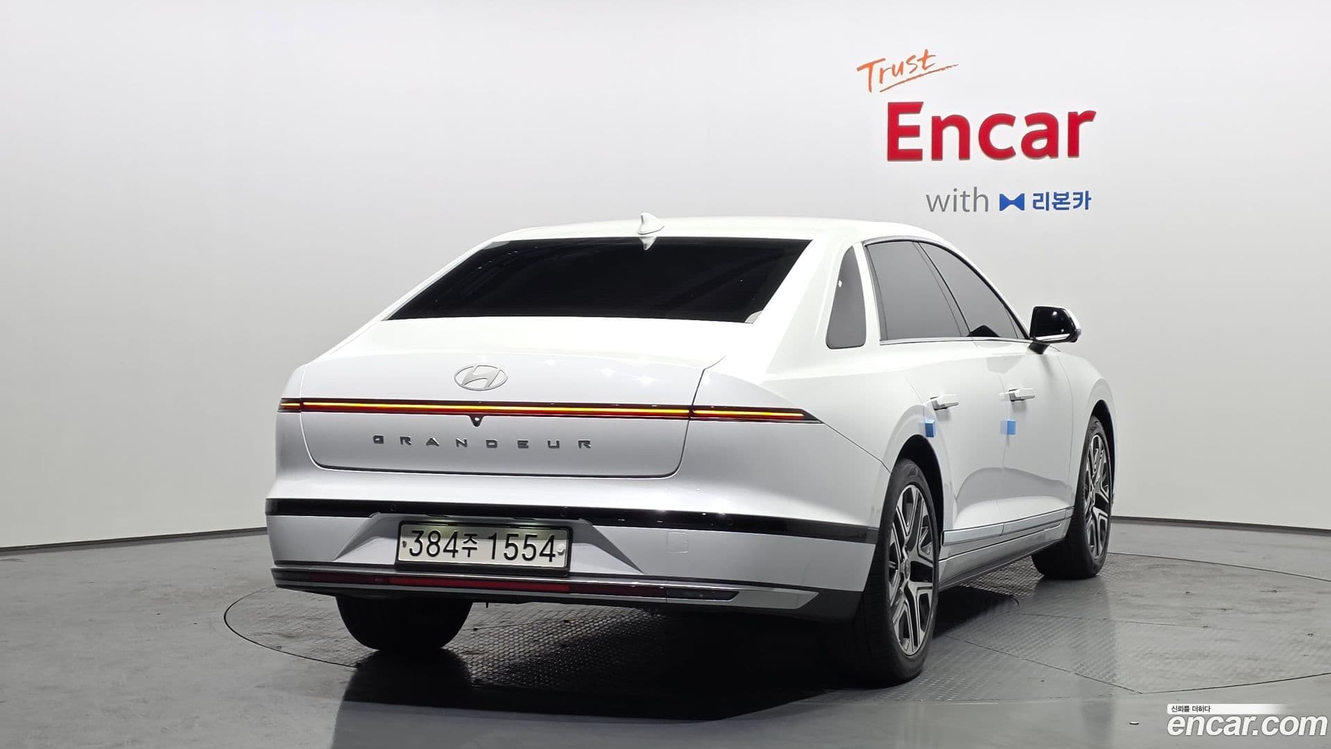 Main__Slider__Photo:Grandeur Hyundai 2025.1-1