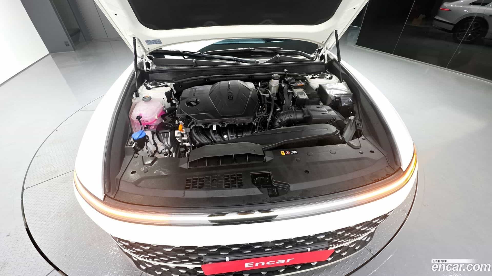 Grandeur Hyundai 2025.1-OUTER-006