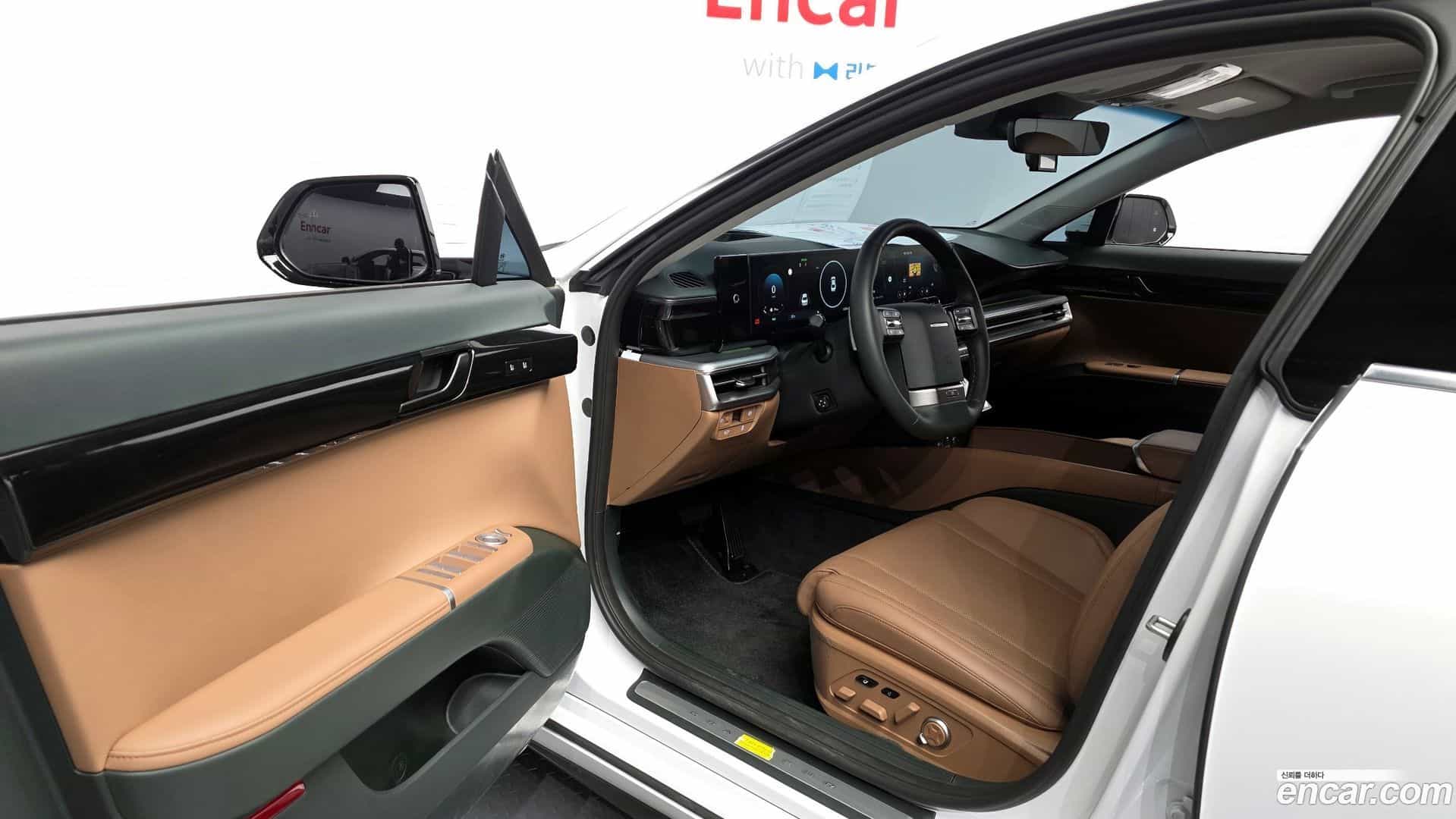 Grandeur Hyundai 2025.1-INNER-010