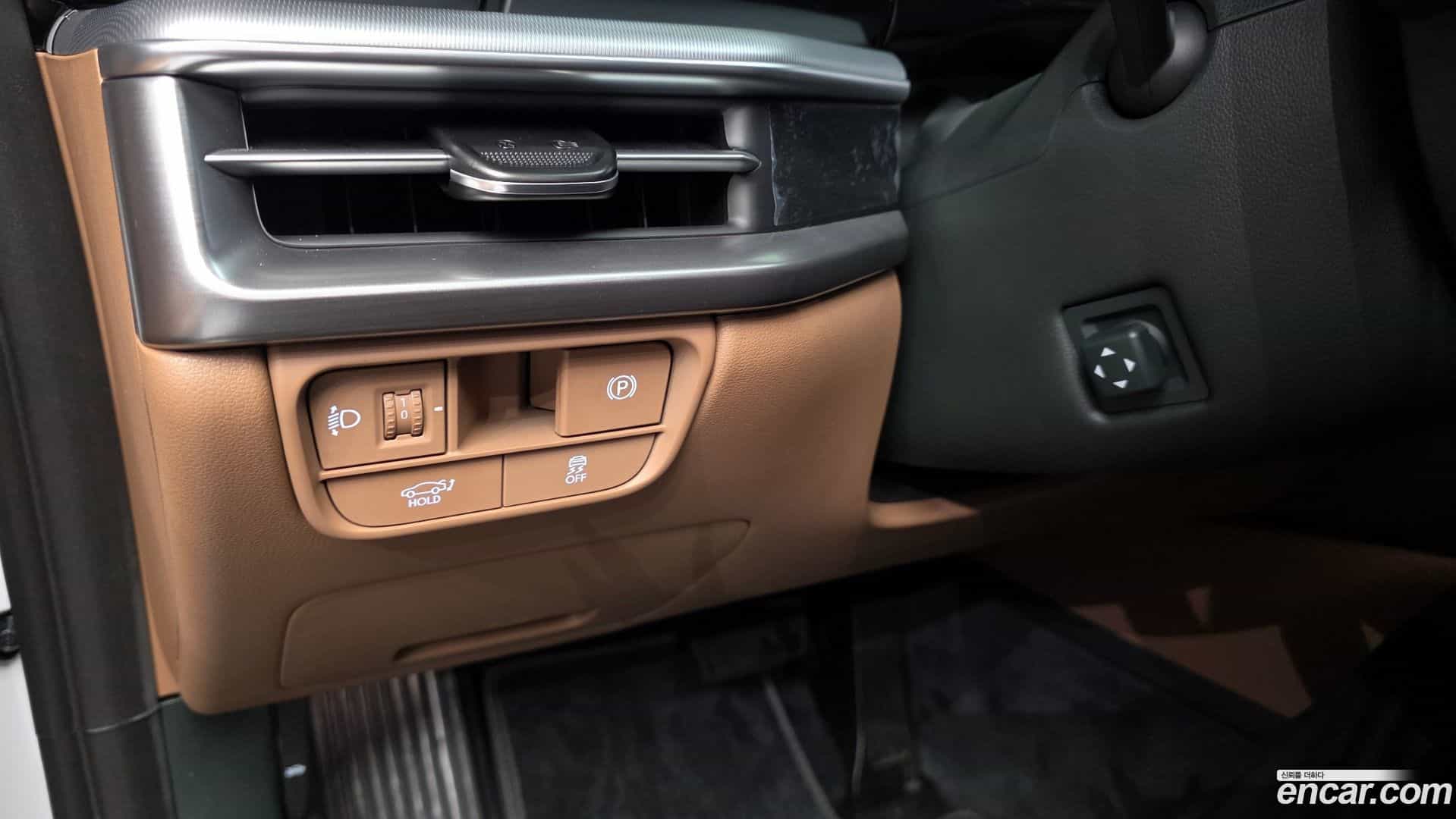 Grandeur Hyundai 2025.1-OPTION-044