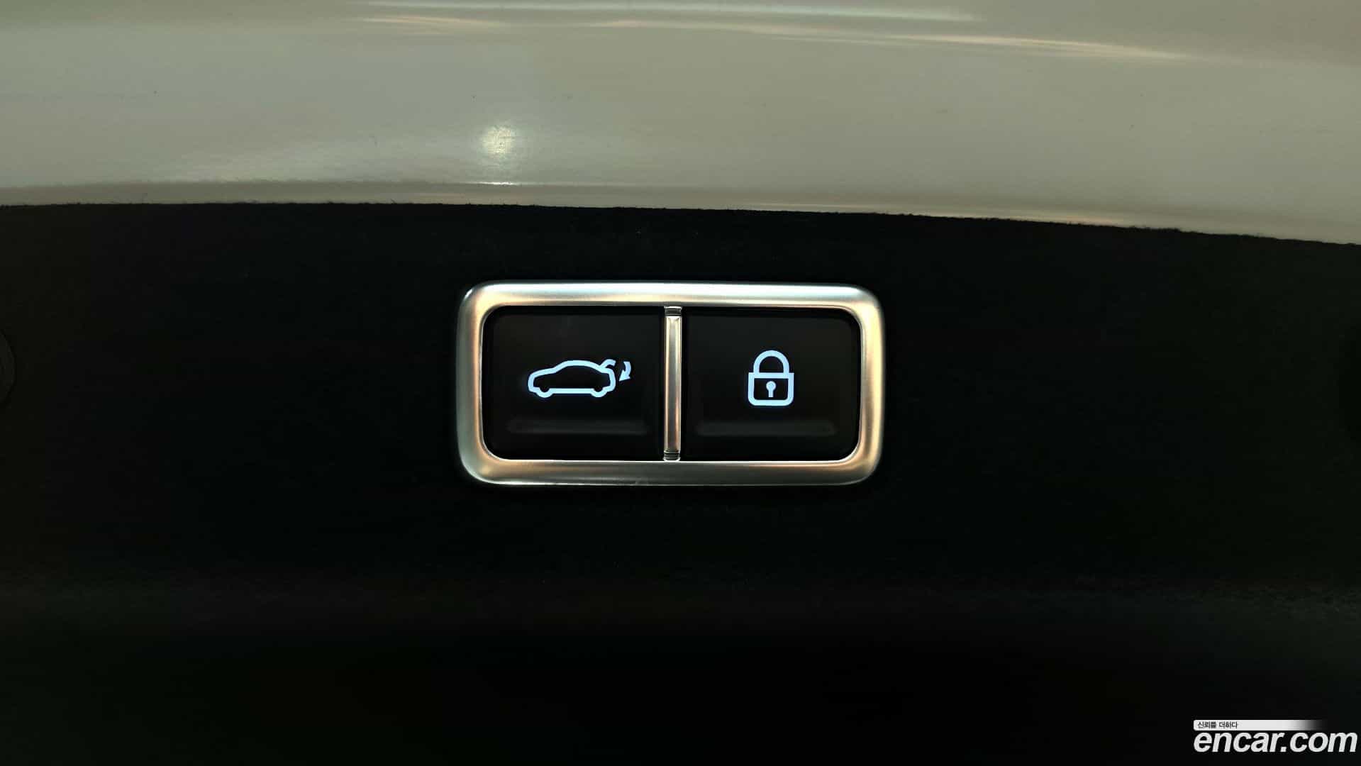 Grandeur Hyundai 2025.1-OPTION-051