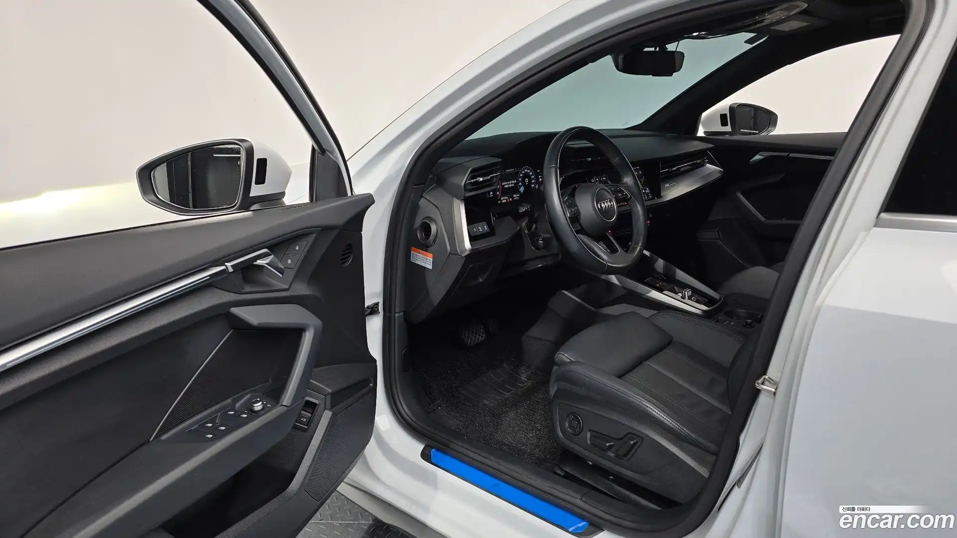 A3 Audi 2023.11-INNER-010