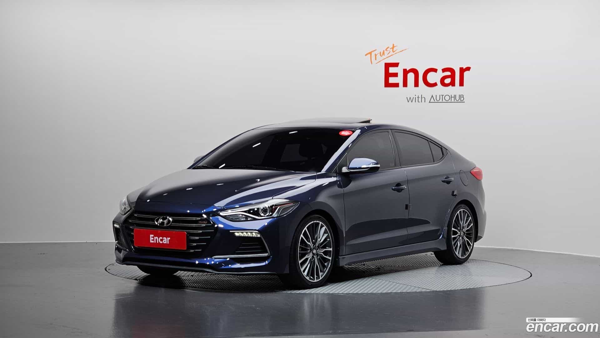 AVANTE Hyundai 2018.10-OUTER-001