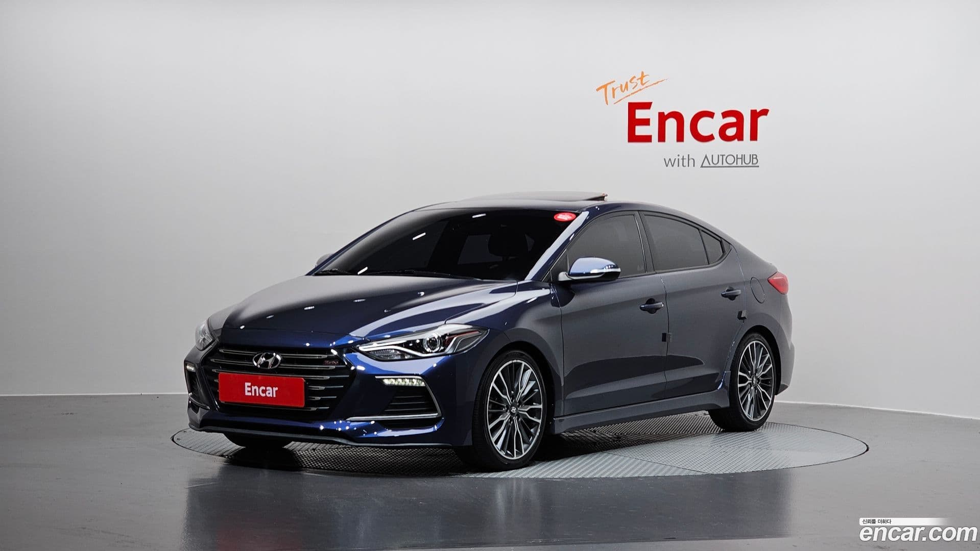 Main__Slider__Photo:AVANTE Hyundai 2018.10-0