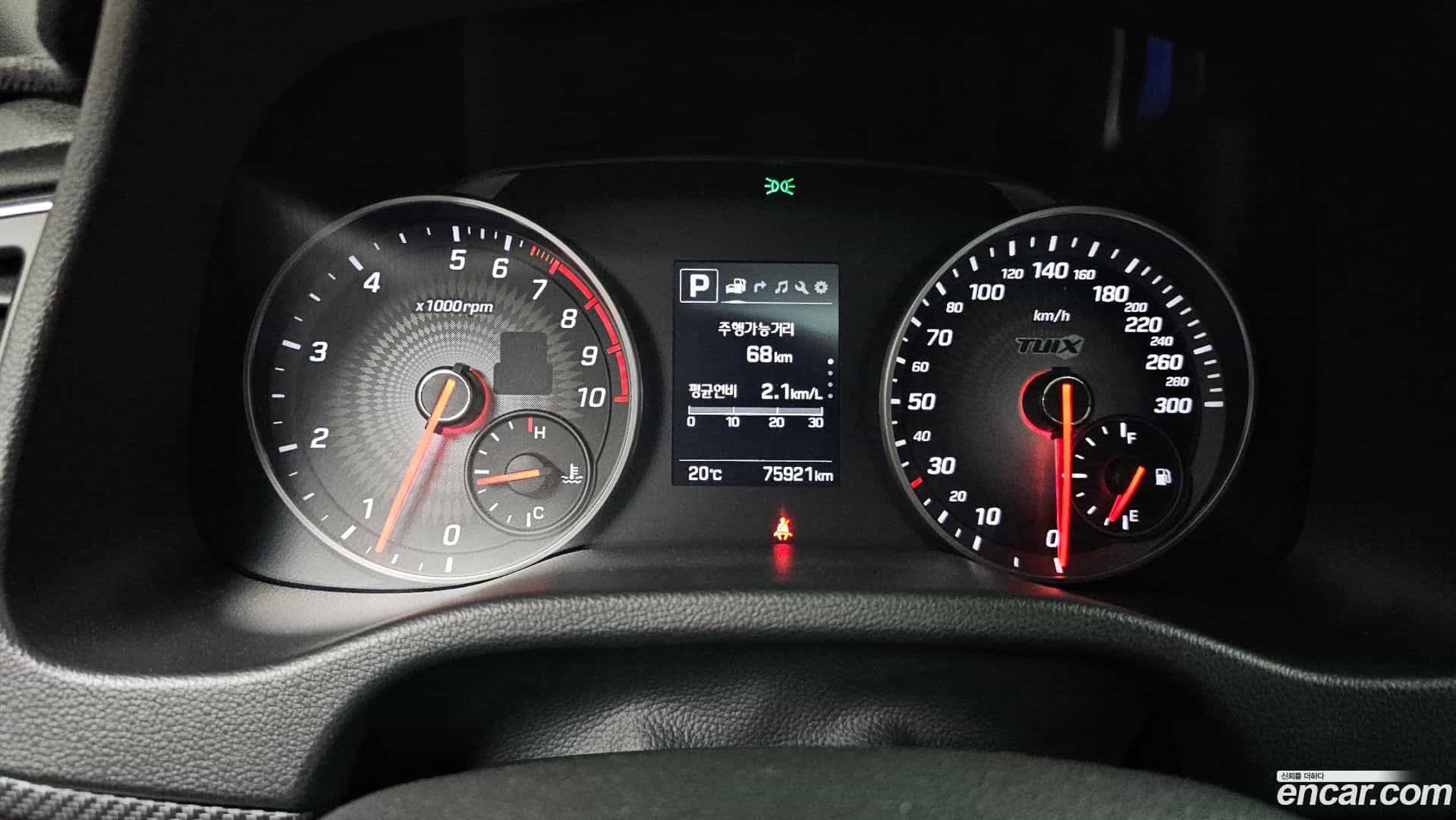 AVANTE Hyundai 2018.10-INNER-008