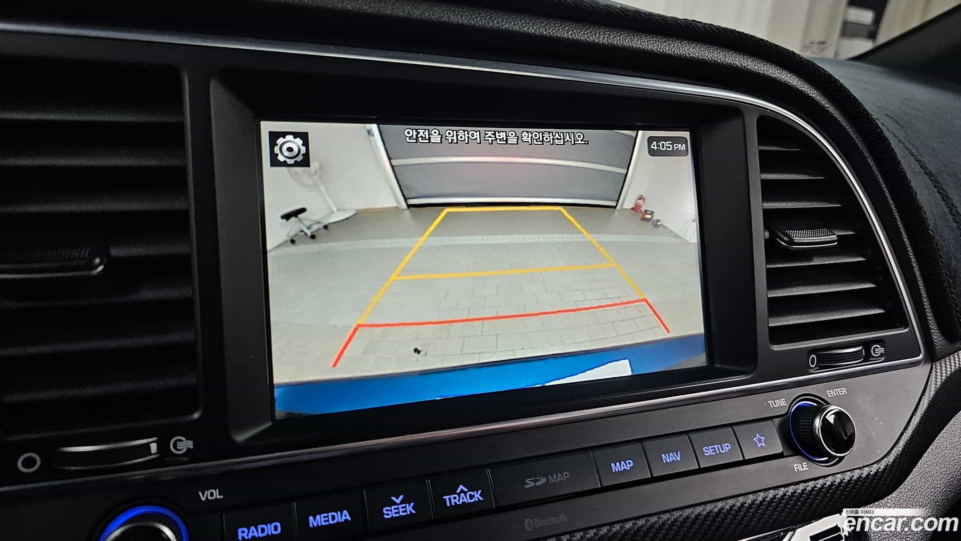 AVANTE Hyundai 2018.10-OPTION-019