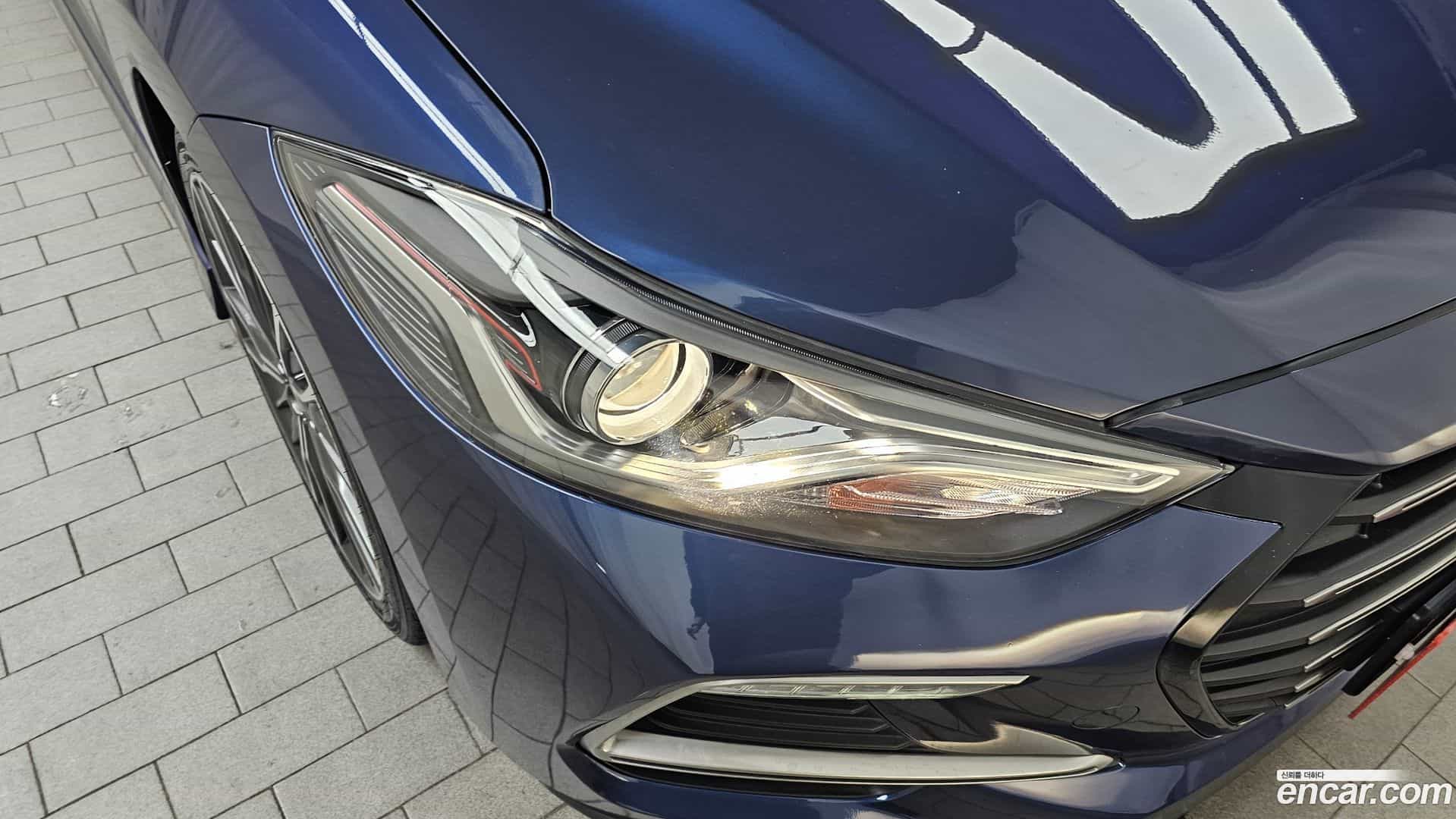 AVANTE Hyundai 2018.10-OUTER-032
