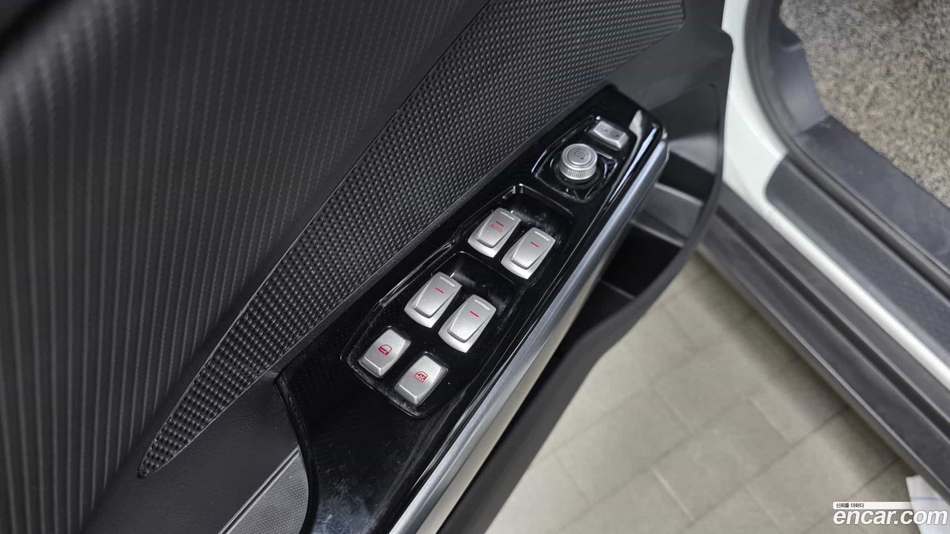 TIBOLI KG Mobility 2018.6-OPTION-015