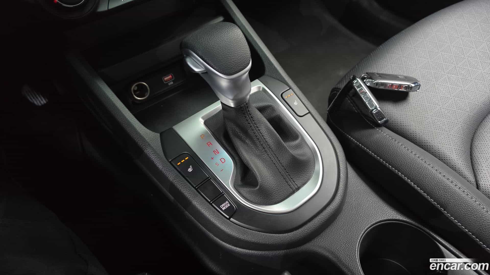 K3 Kia 2023.1-INNER-009