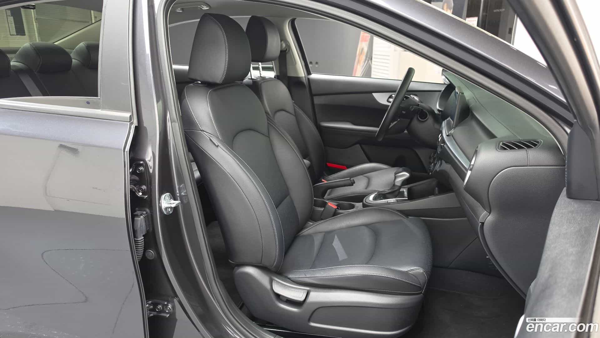 K3 Kia 2023.1-OPTION-016