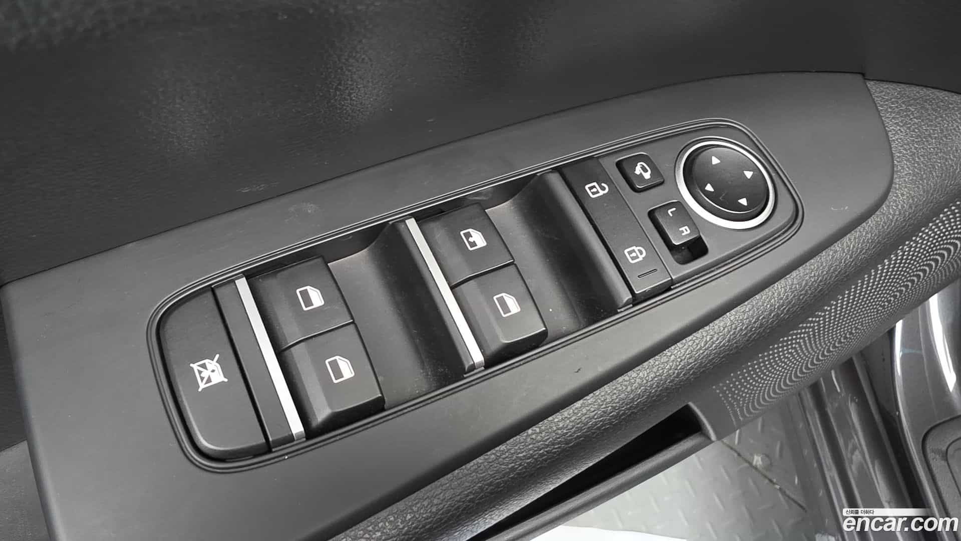 K3 Kia 2023.1-OPTION-018