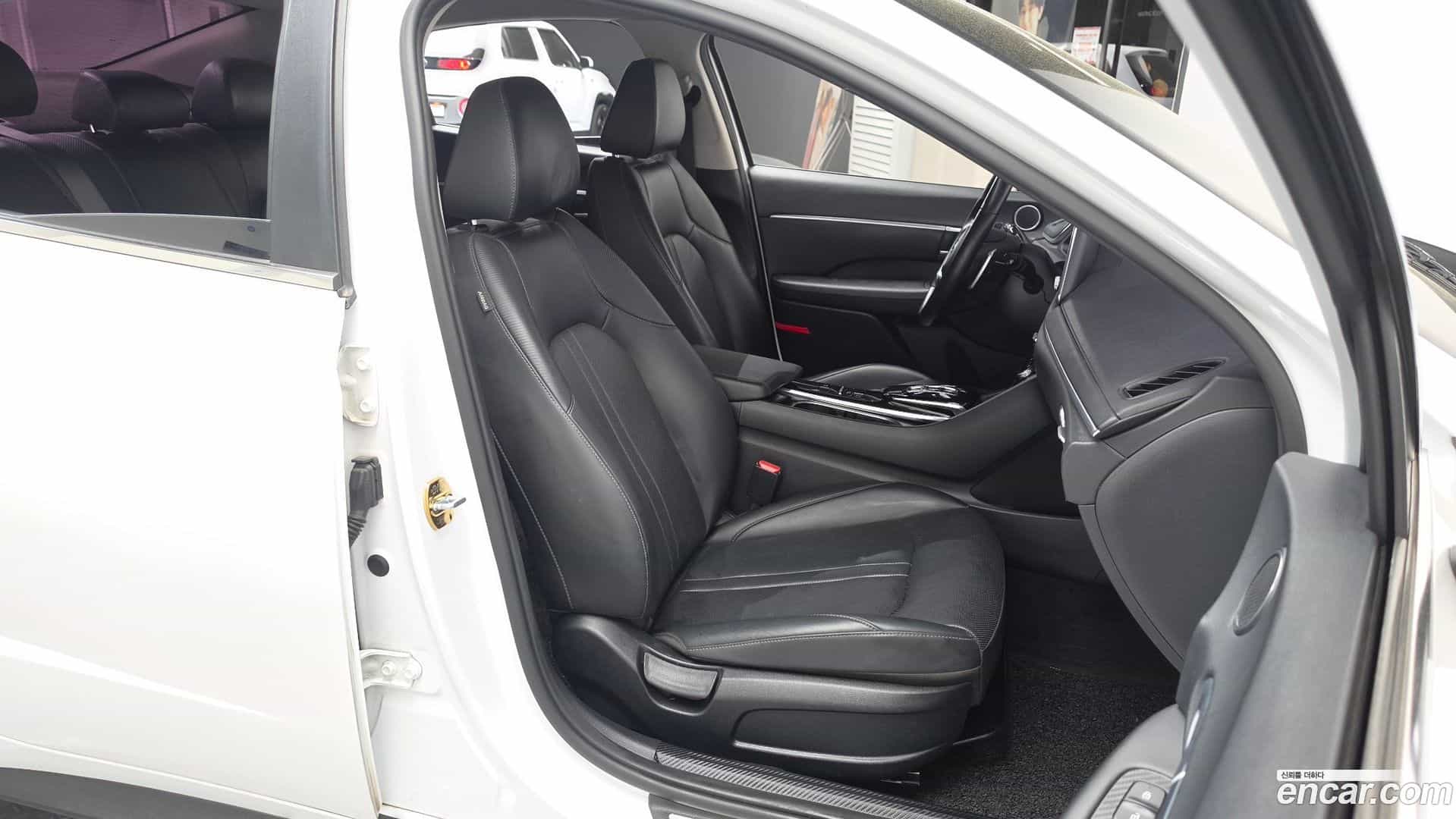 Sonata Hyundai 2019.4-OPTION-016