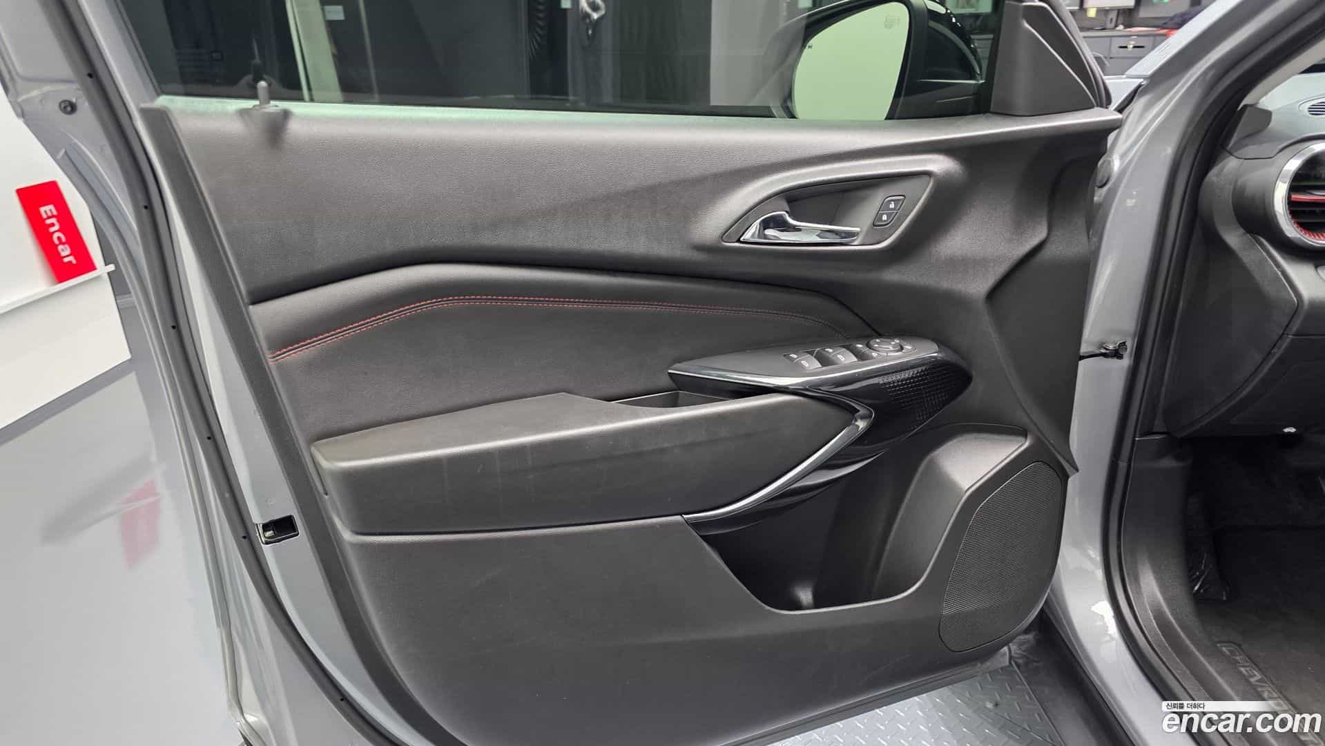 Trax Chevrolet 2025.11-INNER-034