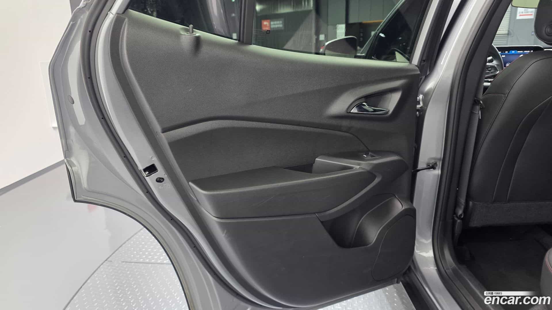 Trax Chevrolet 2025.11-INNER-035