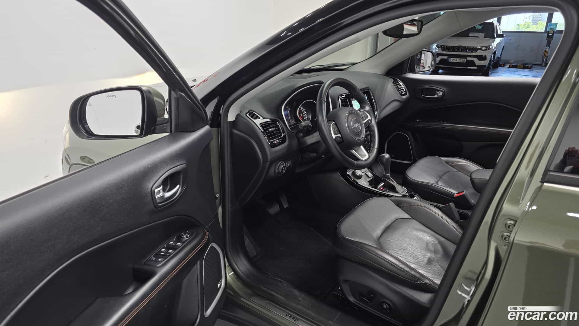 Compass Jeep 2019.3-INNER-010