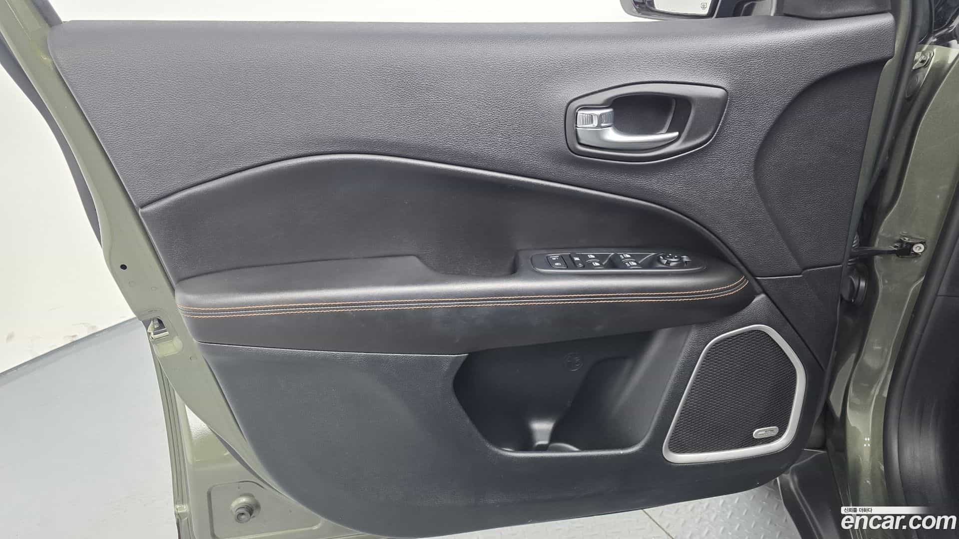 Compass Jeep 2019.3-OPTION-040