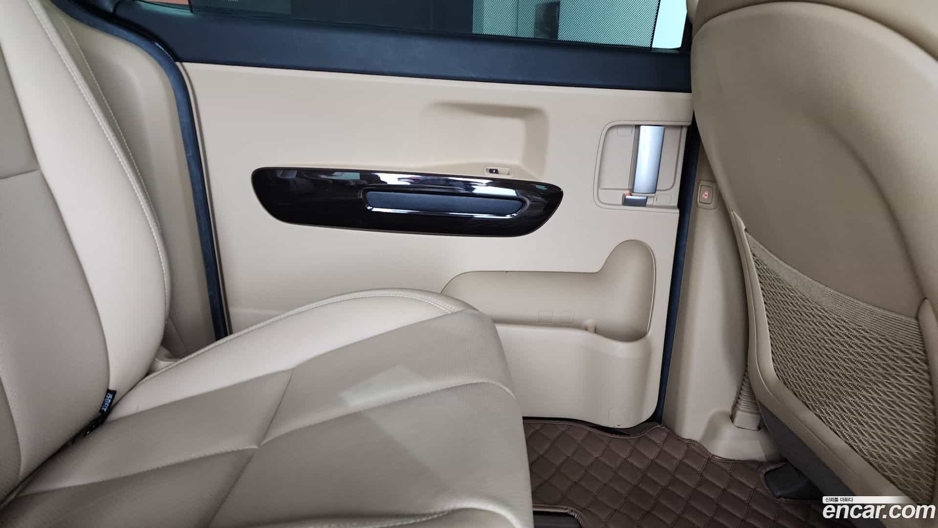 Canival Kia 2017.0-INNER-035