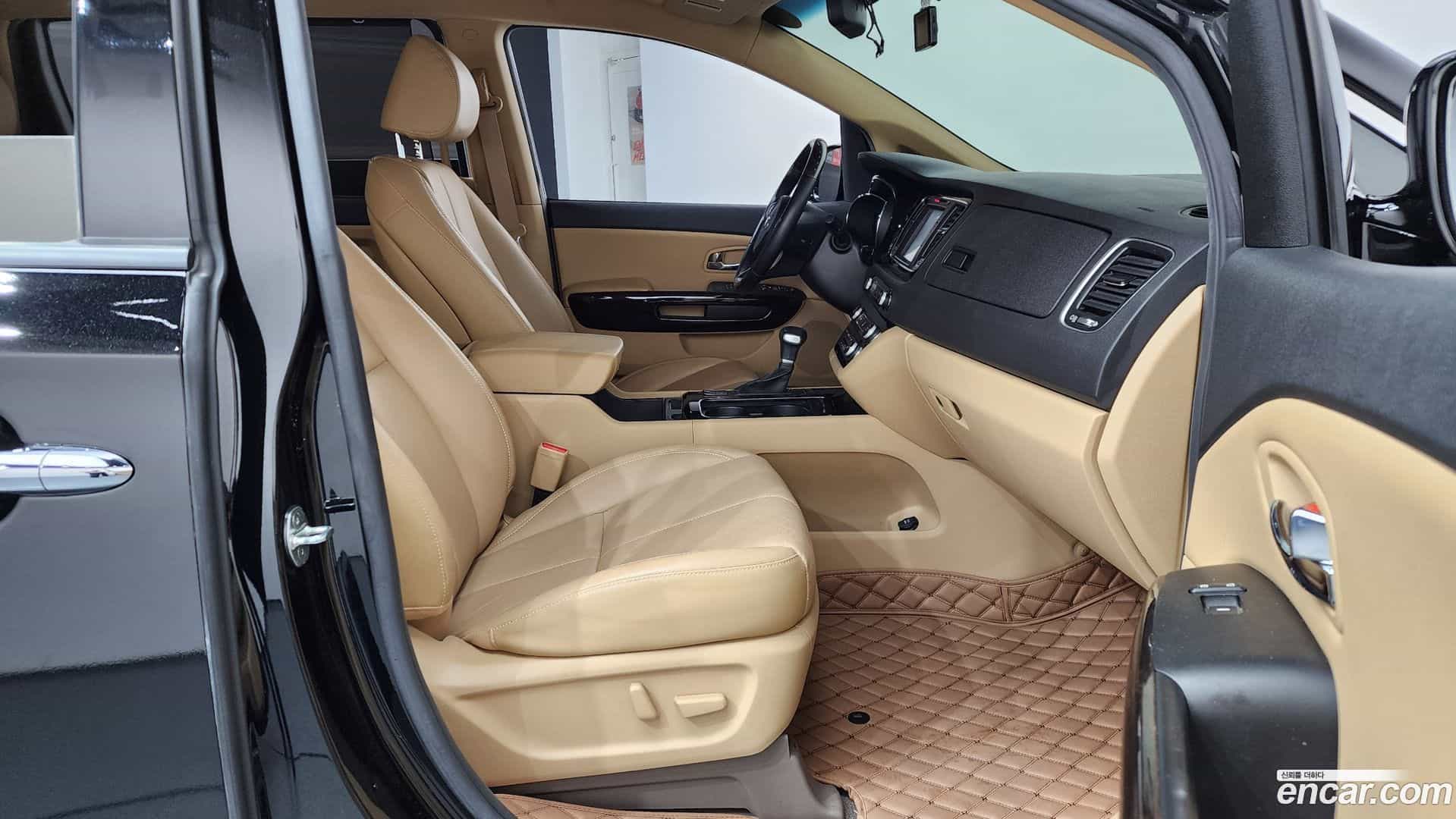 Canival Kia 2017.0-INNER-036