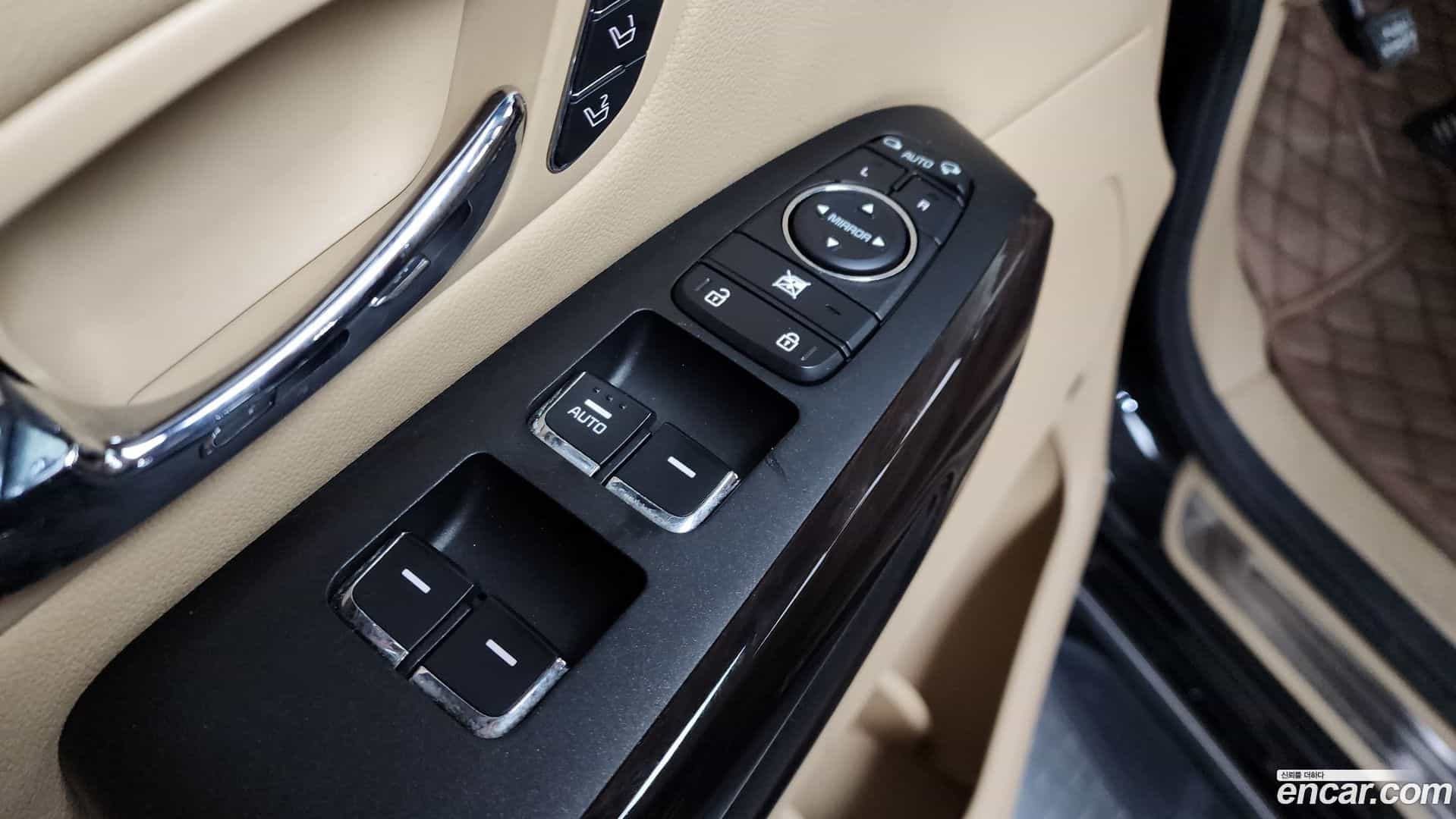 Canival Kia 2017.0-OPTION-041