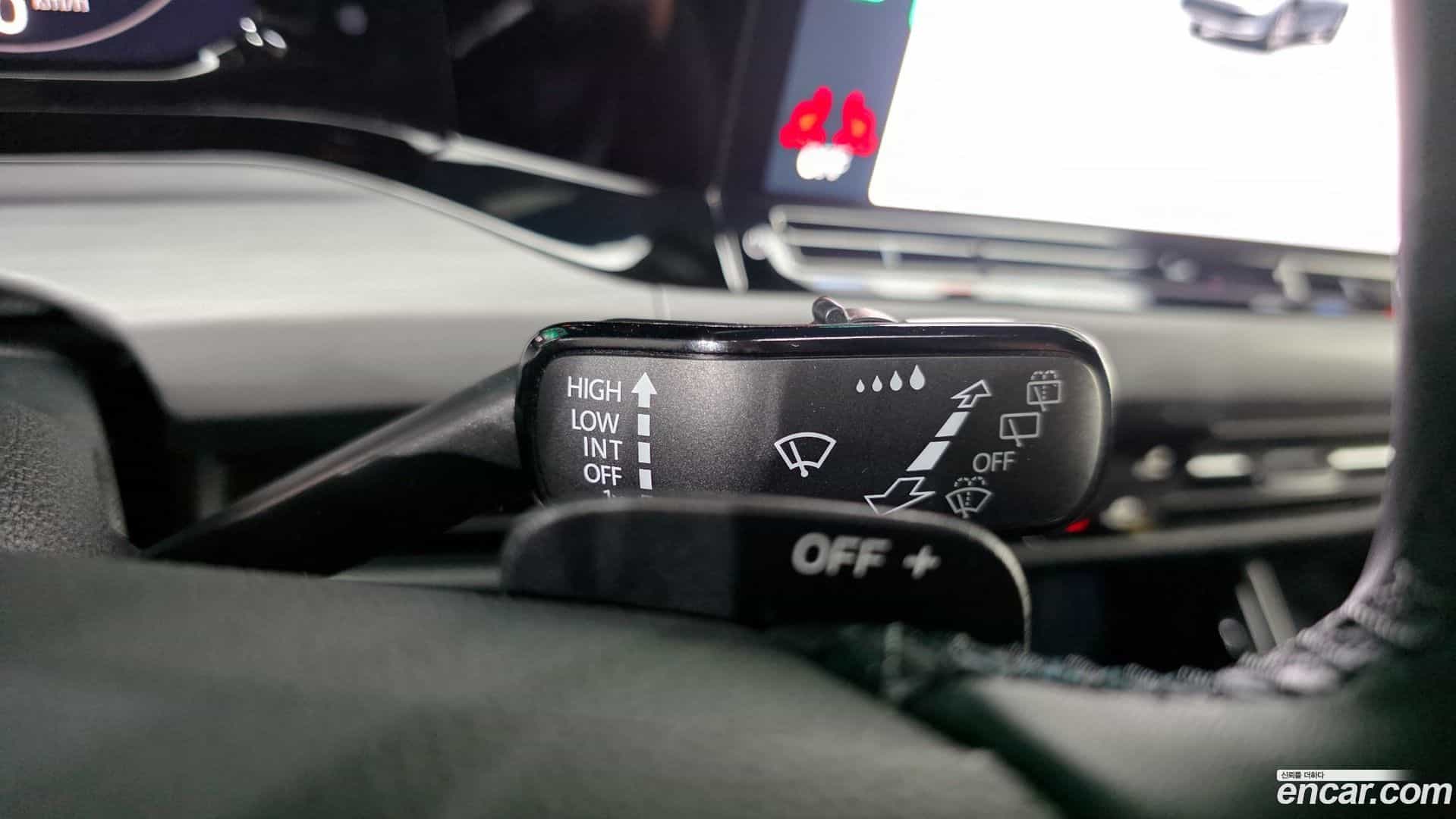 Golf Volkswagen 2024.1-OPTION-040