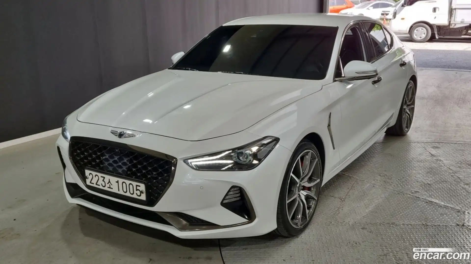 G70 Genesis 2019.5-OUTER-002
