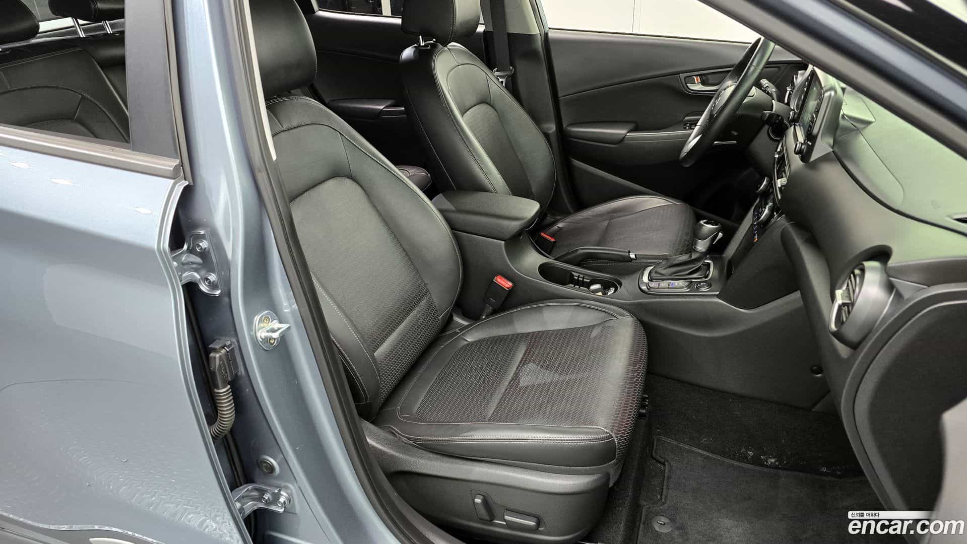 Kona Hyundai 2018.0-OPTION-016