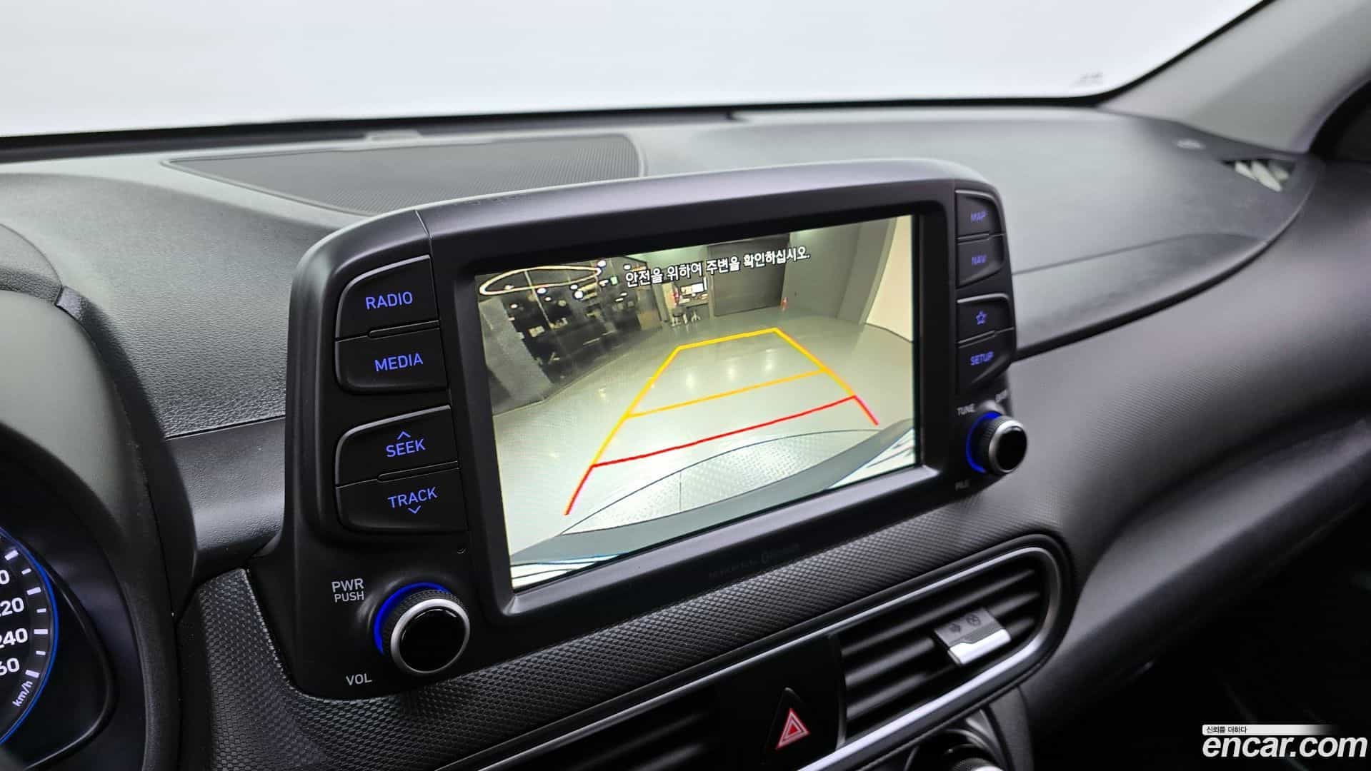 Kona Hyundai 2018.0-OPTION-019