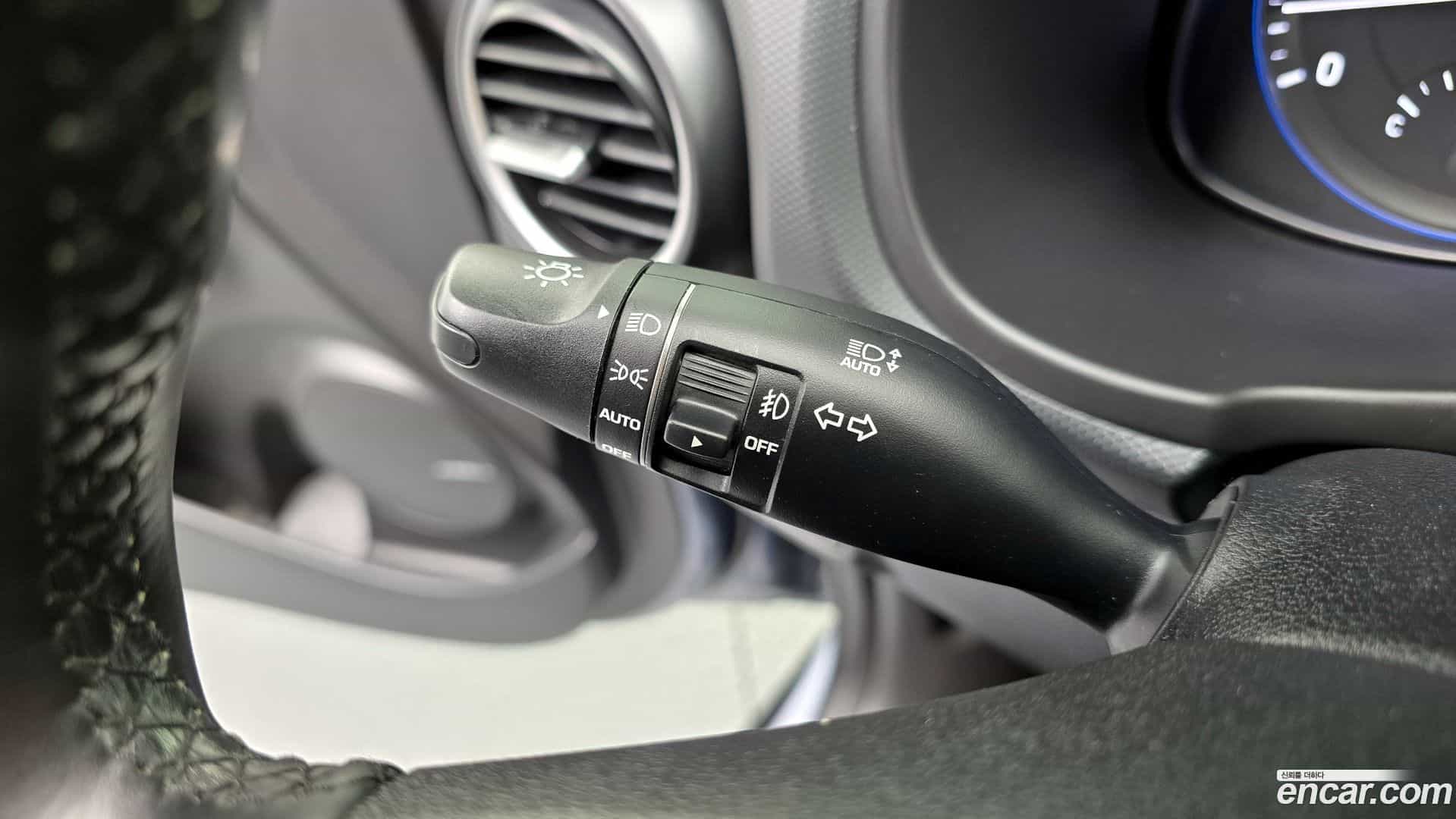 Kona Hyundai 2018.0-OPTION-020