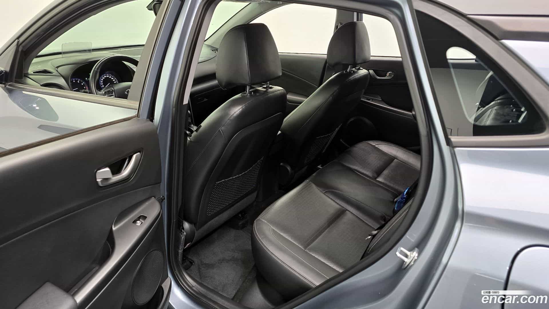 Kona Hyundai 2018.0-INNER-036
