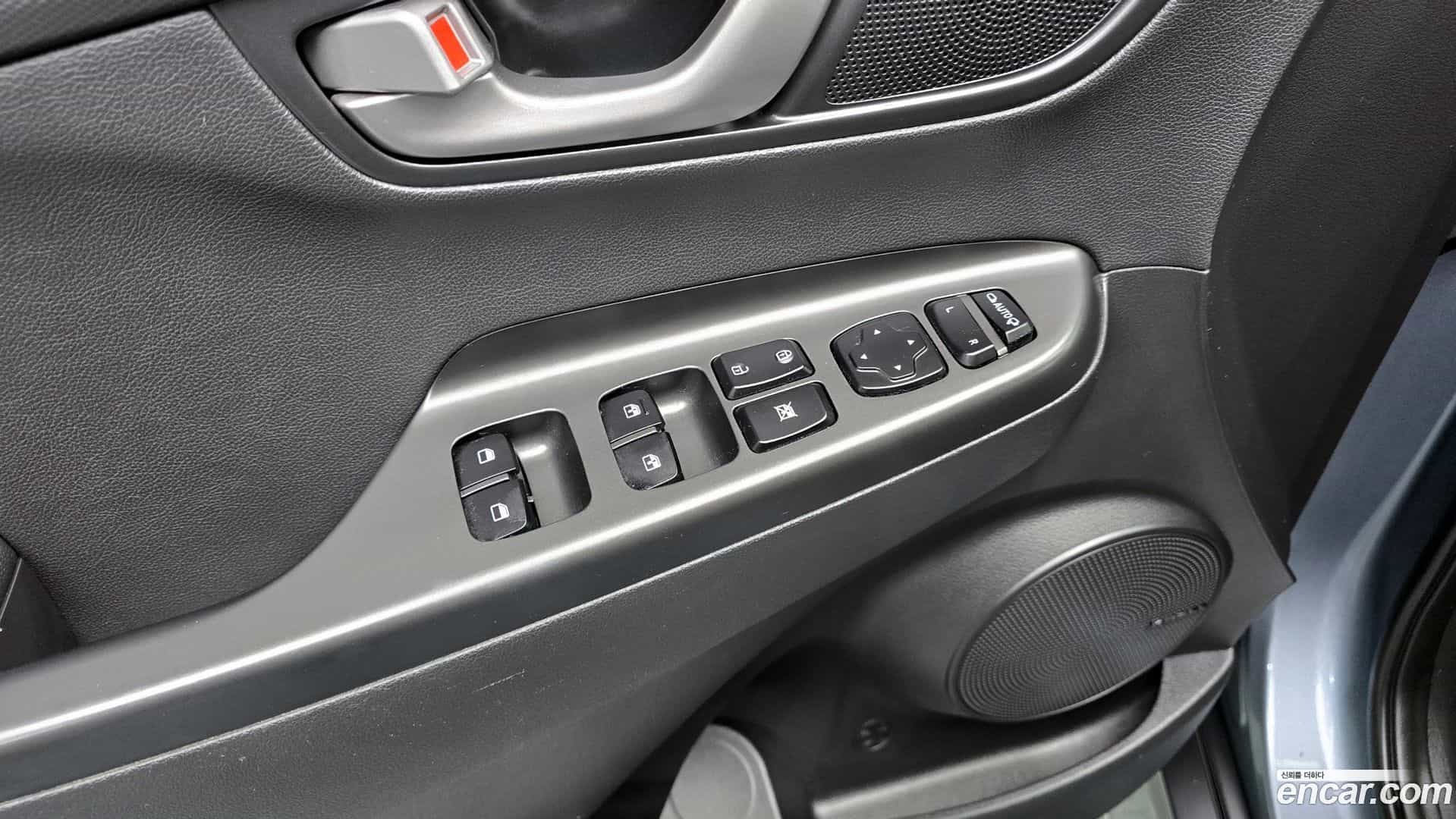 Kona Hyundai 2018.0-OPTION-043