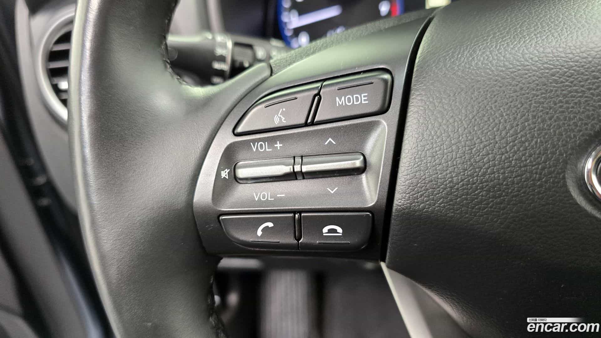 Kona Hyundai 2018.0-OPTION-046