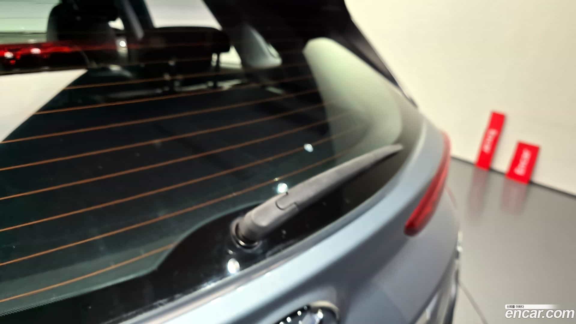 Kona Hyundai 2018.0-OPTION-047