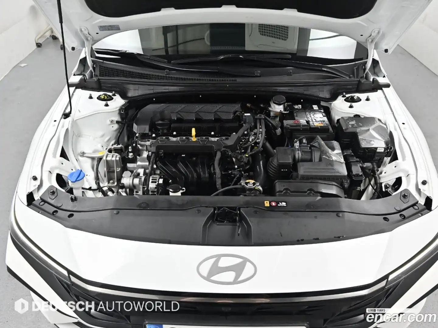 AVANTE Hyundai 2025.0-OUTER-006