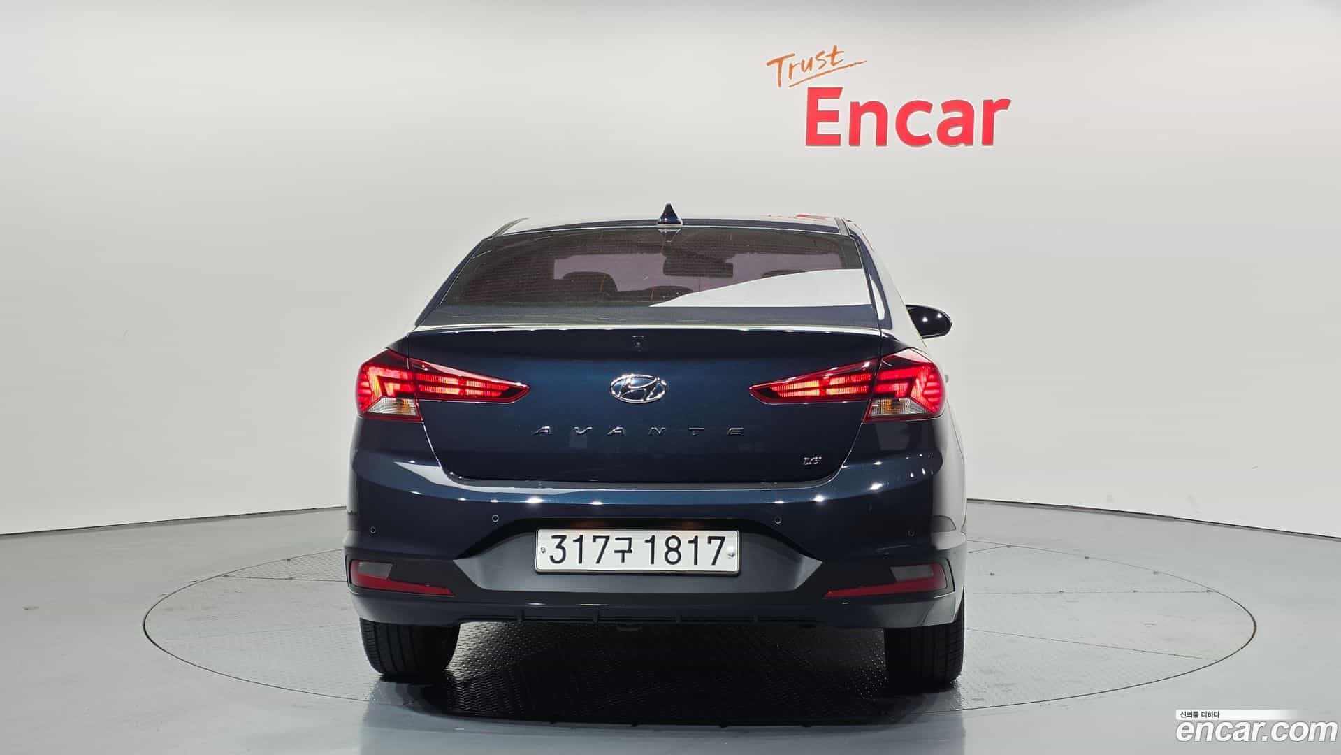AVANTE Hyundai 2019.6-OUTER-004