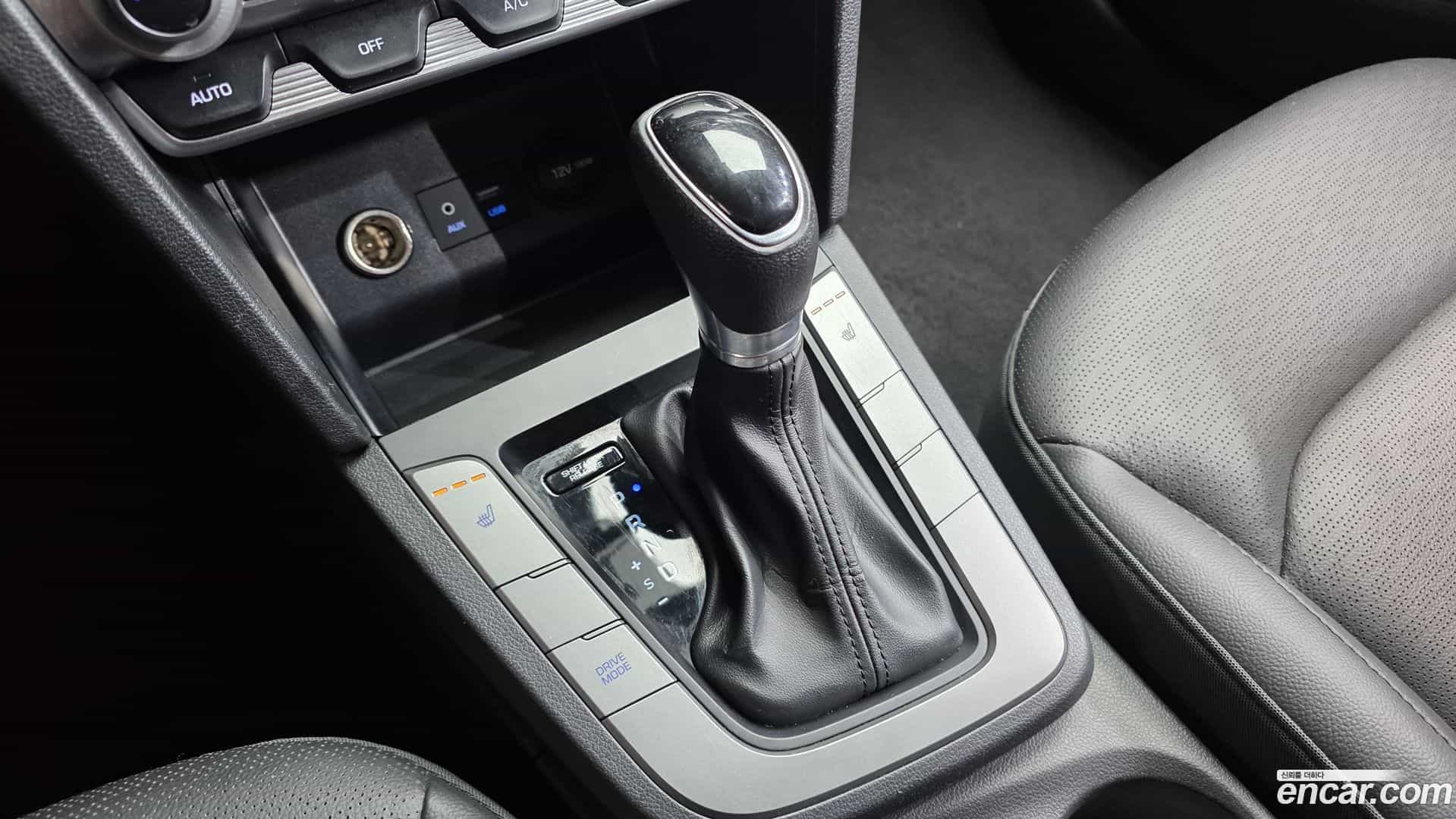 AVANTE Hyundai 2019.6-INNER-009