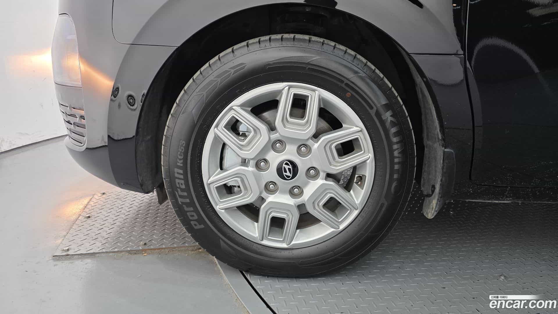 Staria Hyundai 2025.9-OUTER-005