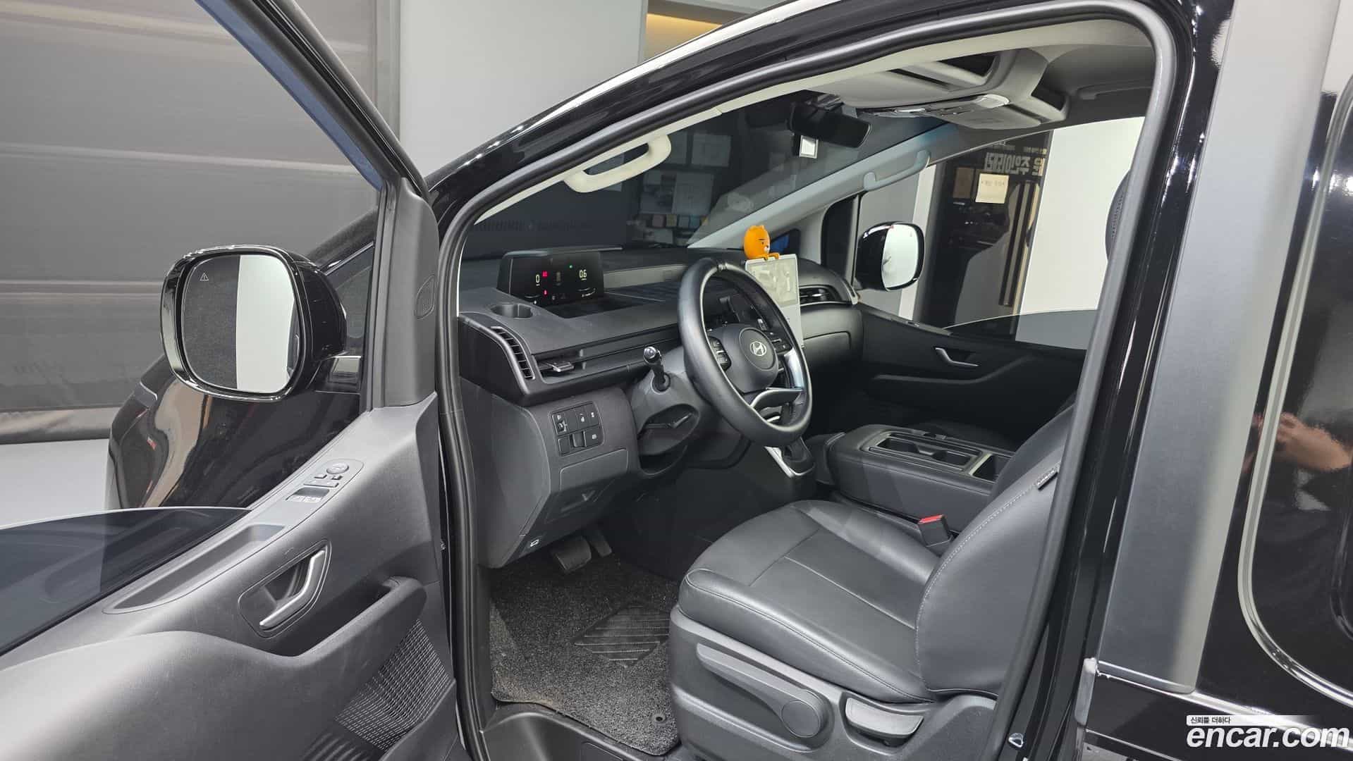 Staria Hyundai 2025.9-INNER-010
