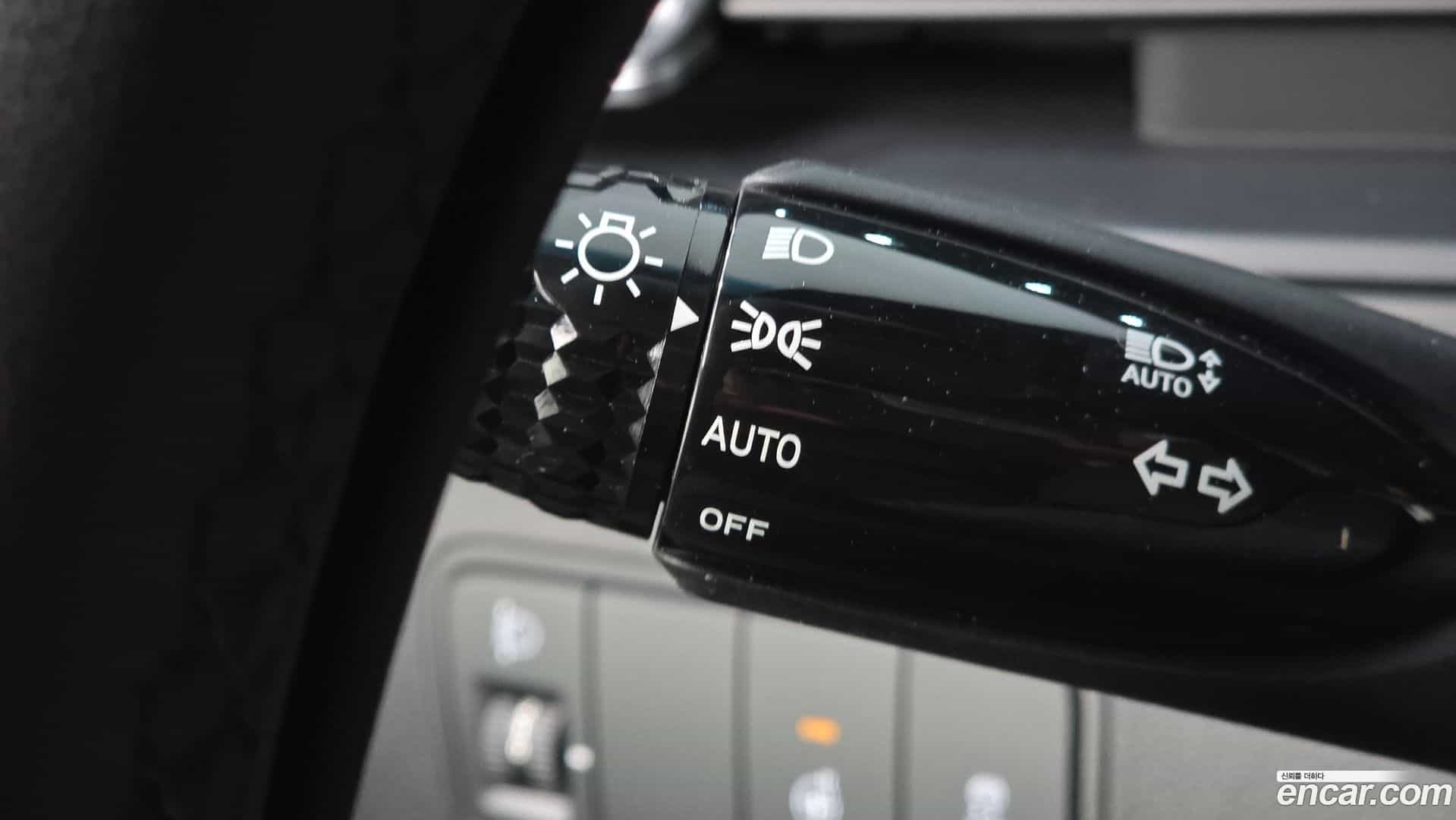 Staria Hyundai 2025.9-OPTION-019