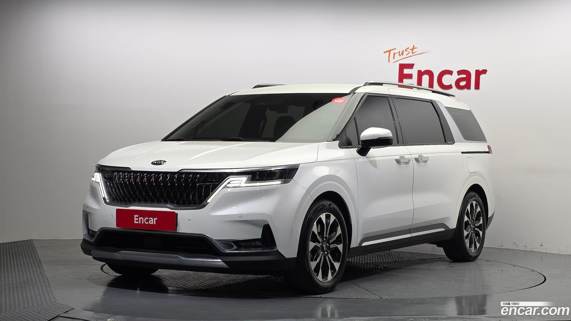 Main__Slider__Photo:Canival Kia 2021.2-0