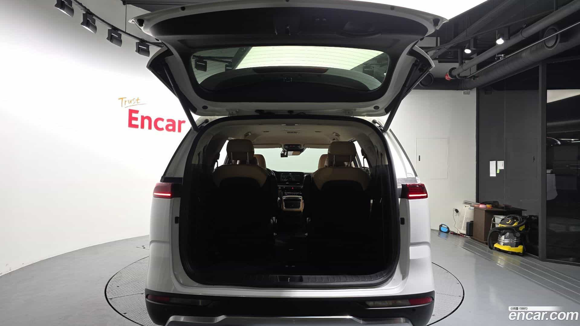 Canival Kia 2021.2-OPTION-024