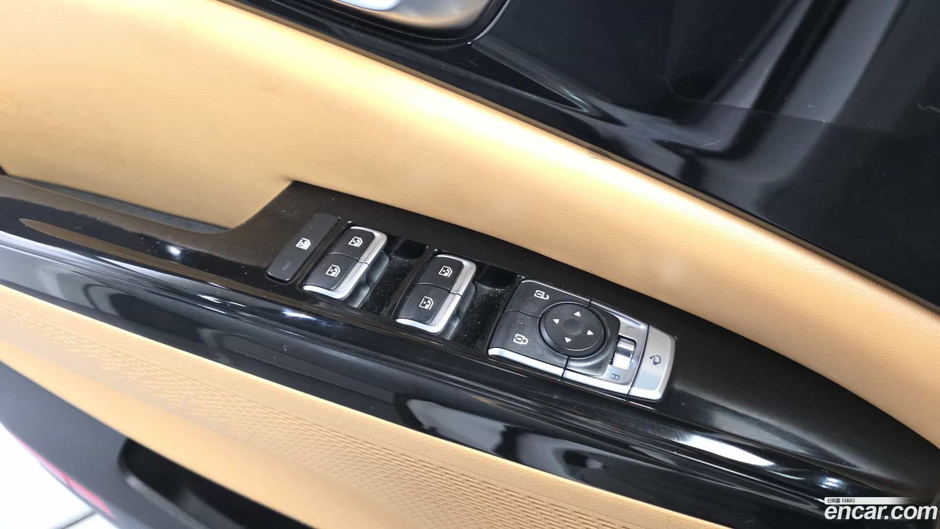Canival Kia 2021.2-INNER-036