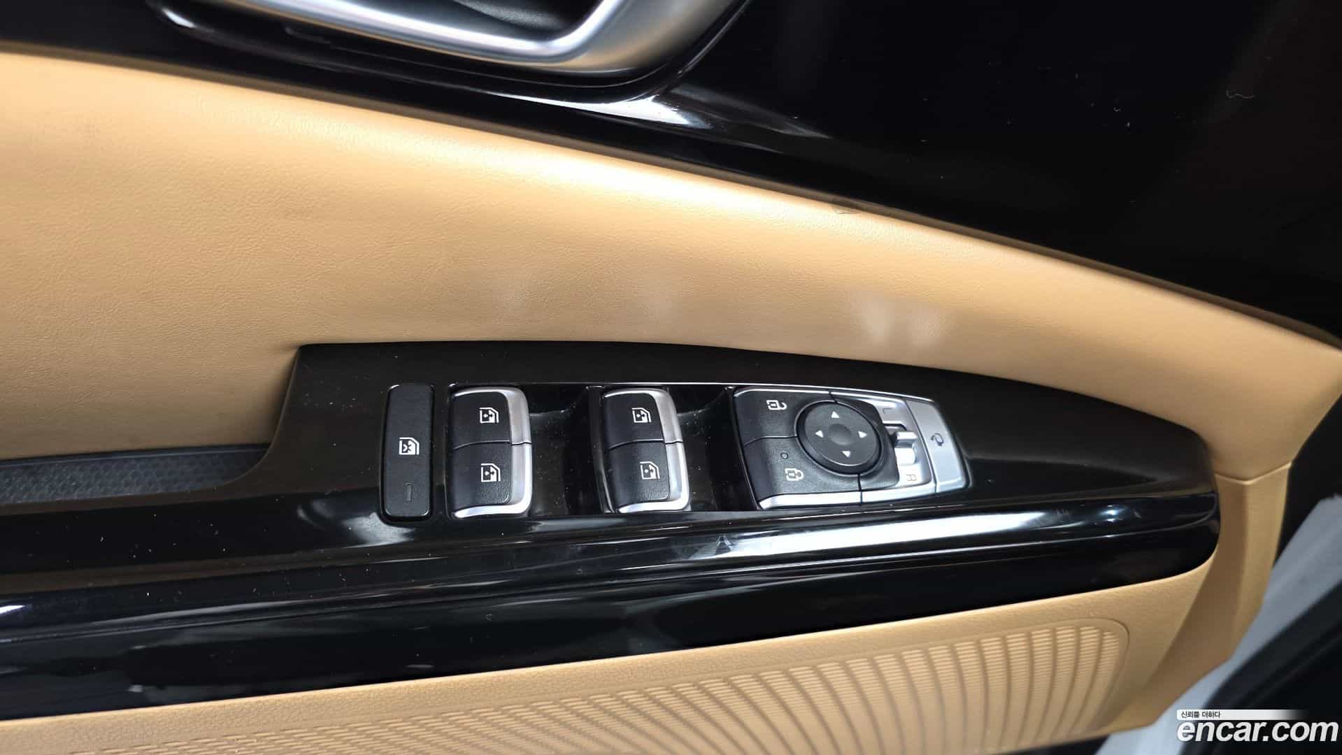 Canival Kia 2021.2-OPTION-041