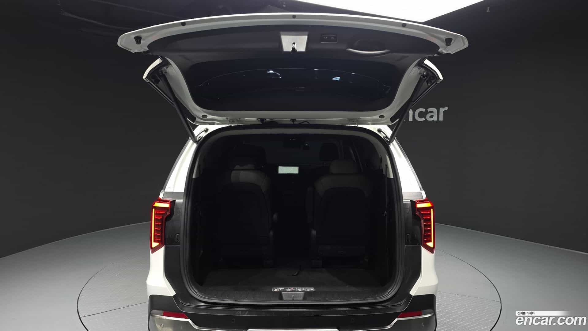 Canival Kia 2024.4-OPTION-024