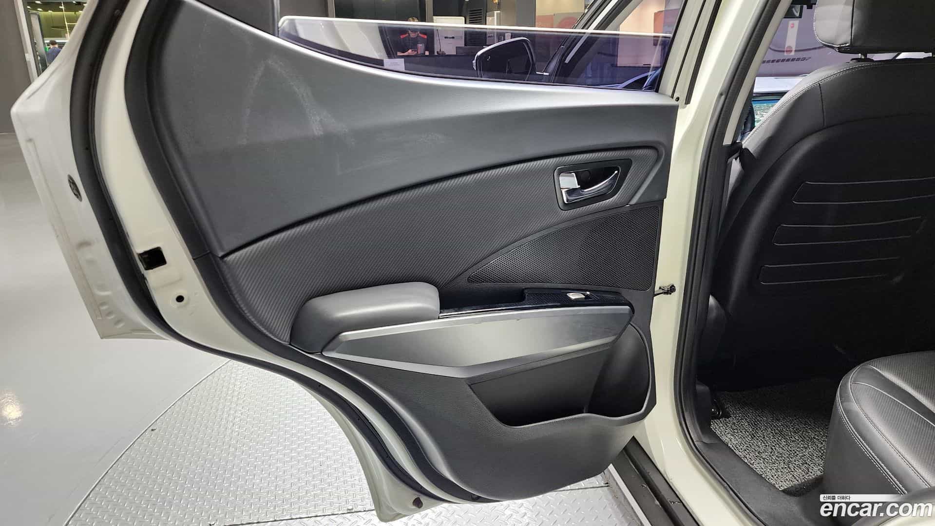 TIBOLI KG Mobility 2018.2-INNER-035
