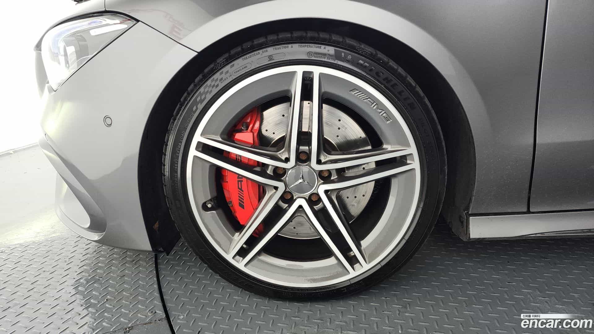 CLA-Class Mercedes-Benz 2021.8-OUTER-005